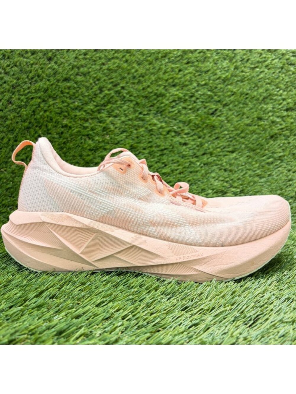 Asics Novablast 5 Womens Size 9.5 Pink Athletic Running Walking Shoes Sneakers